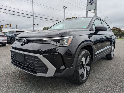 New 2025 Volkswagen Taos S image 8