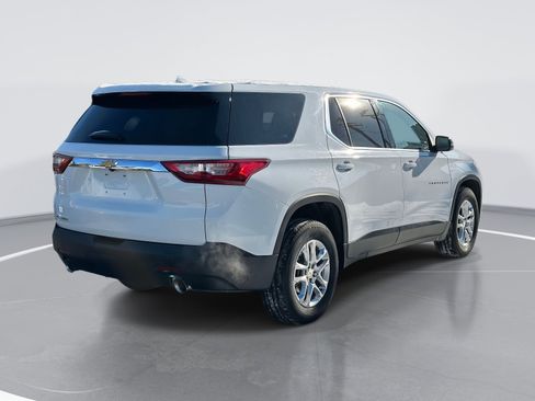 Used 2021 Chevrolet Traverse LS image 5