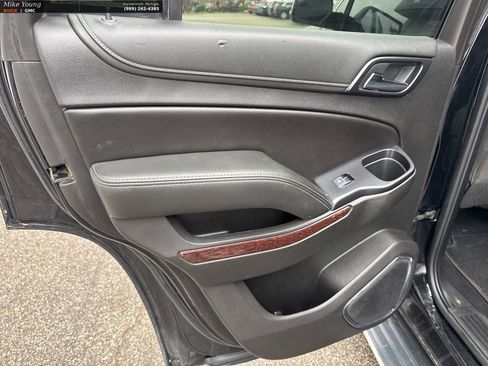 Used 2019 GMC Yukon SLE image 33