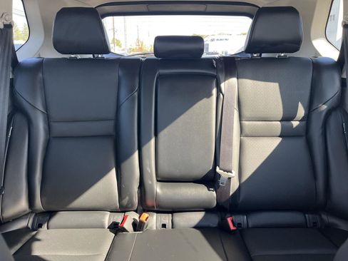 Used 2023 Nissan Rogue SV w/ SV Premium B Package image 19