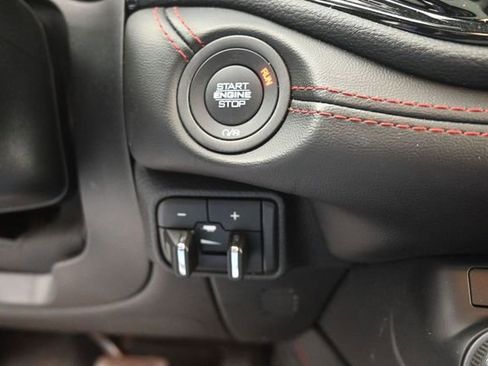 Used 2025 Dodge Durango R/T AWD/4WD image 31