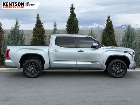 Used 2025 Toyota Tundra Platinum AWD/4WD image 11