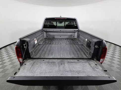 Used 2018 Honda Ridgeline RTL-E image 18