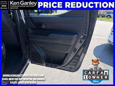 Used 2024 Toyota Tacoma SR AWD/4WD image 22