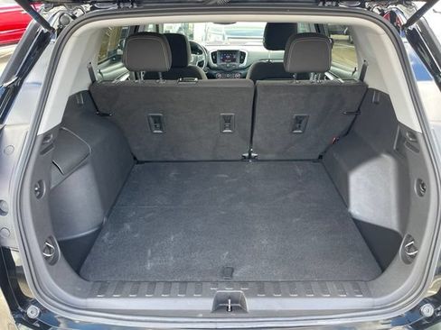 Certified 2022 GMC Terrain SLE w/ Driver Convenience Package FWD image 7