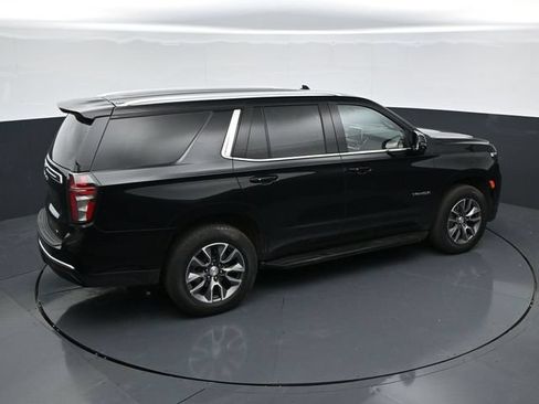 Used 2024 Chevrolet Tahoe LT w/ Luxury Package AWD/4WD image 31