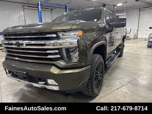 Used 2022 Chevrolet Silverado 2500 High Country w/ Z71 Off-Road Package image 2