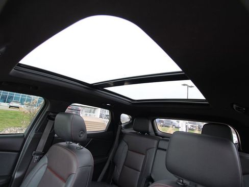 Used 2023 Chevrolet Blazer RS w/ Driver Confidence II Package image 13