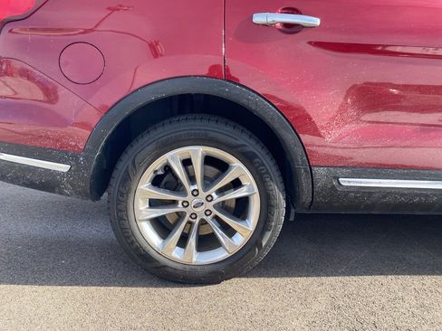 Used 2019 Ford Explorer Limited w/ Class III Trailer Tow Package image 10