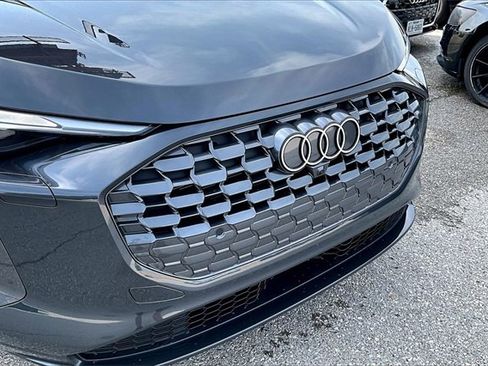 Used 2025 Audi Q5 Premium image 30