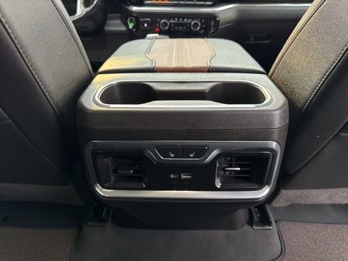 Used 2024 Chevrolet Silverado 1500 High Country AWD/4WD image 25