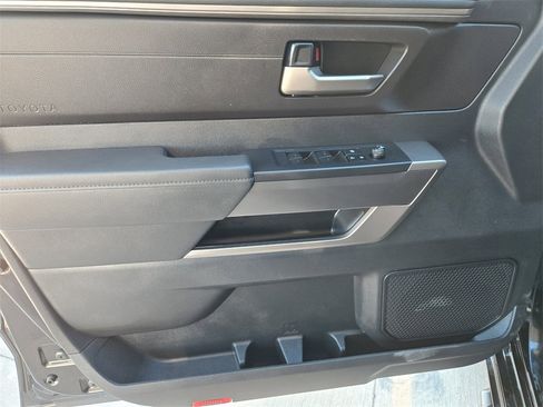 Used 2022 Toyota Tundra SR5 image 31