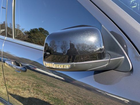 Used 2023 Dodge Durango R/T image 12