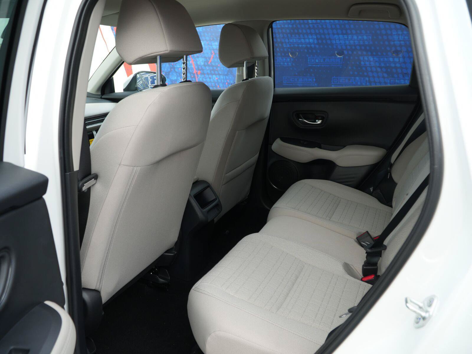 New 2027 Honda HR-V LX image 18