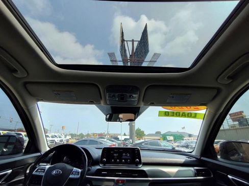Used 2020 Kia Telluride S w/ S 8 Passenger Seating Package FWD image 37