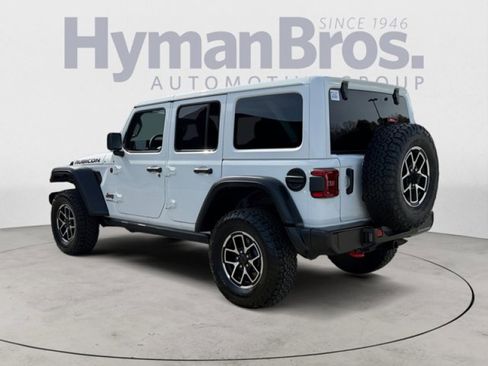 Used 2025 Jeep Wrangler Unlimited Rubicon image 5
