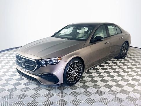 New 2026 Mercedes-Benz E 350 4MATIC Sedan image 3
