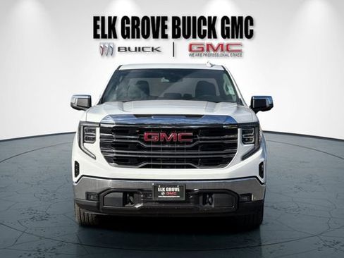 Used 2025 GMC Sierra 1500 SLT RWD image 9