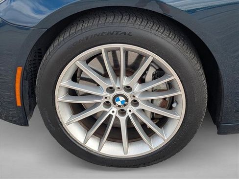 Used 2013 BMW 750i RWD image 10