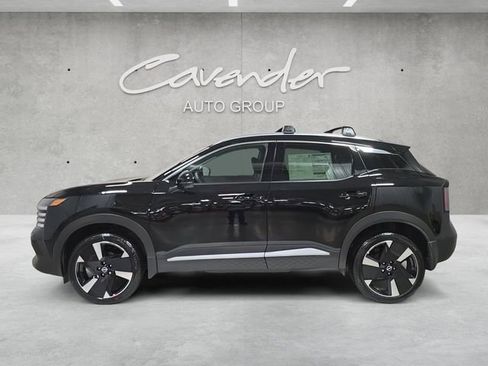 New 2026 Nissan Kicks SR FWD image 13