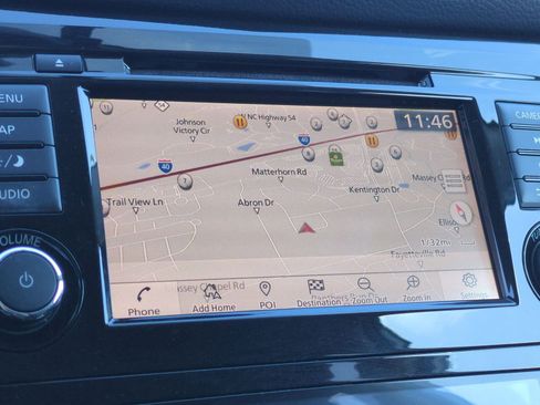 Used 2018 Nissan Rogue SV w/ Premium Package image 23