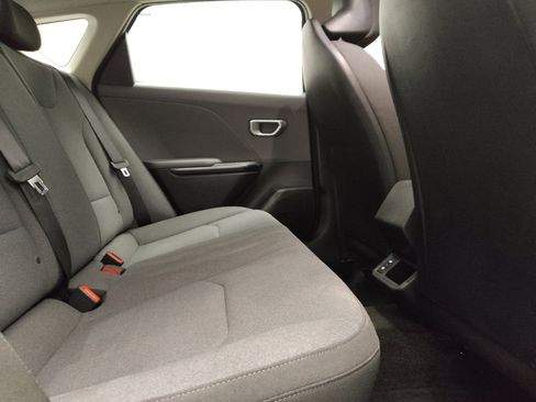 Used 2025 Kia K4 FWD image 19