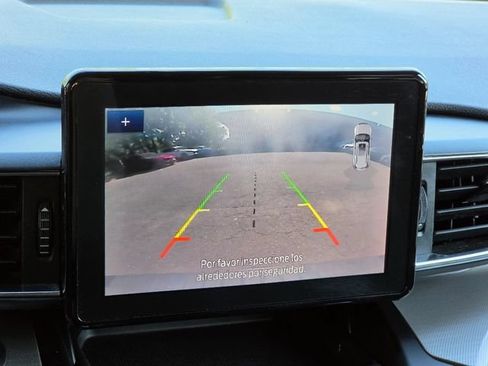 Used 2020 Ford Explorer XLT w/ Equipment Group 202A AWD/4WD image 31