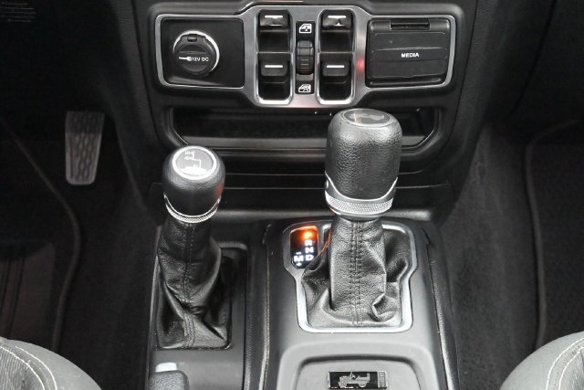 Used 2021 Jeep Wrangler Unlimited Sport AWD/4WD image 21