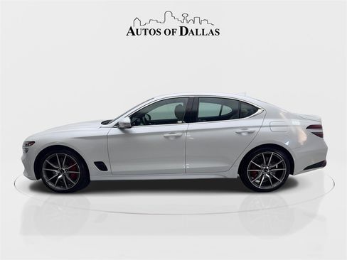 Used 2025 Genesis G70 2.5T image 5