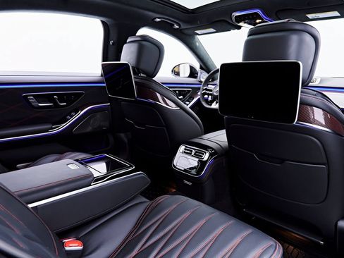 Used 2024 Mercedes-Benz S 63 AMG S w/ Rear Seat Package image 56