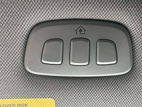 Used 2017 Ford F150 Lariat w/ Equipment Group 502A Luxury image 29