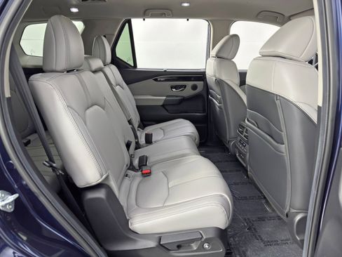 Used 2025 Honda Pilot EX-L image 38
