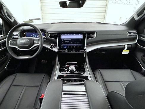 New 2026 Jeep Grand Wagoneer L Limited AWD/4WD image 13