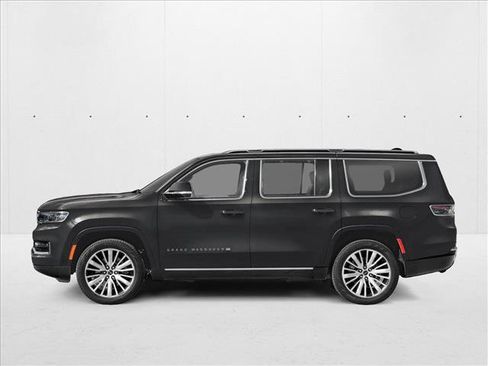 New 2026 Jeep Grand Wagoneer Summit AWD/4WD image 3