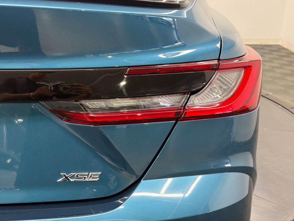 Used 2025 Toyota Camry XSE FWD image 14