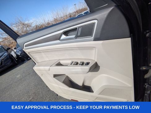 Used 2022 Volkswagen Atlas SE image 28