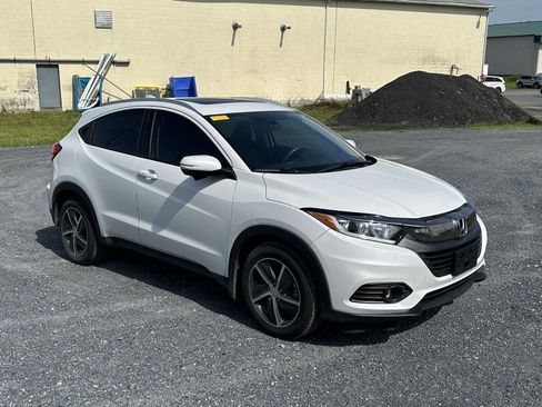 Used 2021 Honda HR-V EX-L image 2