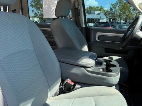 Used 2019 RAM 1500 Classic SLT image 13