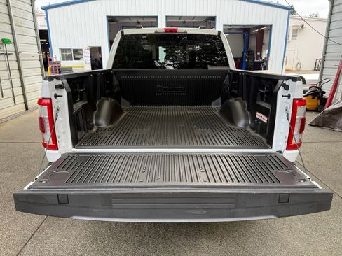 Used 2021 Ford F150 Lariat w/ Equipment Group 502A High AWD/4WD image 7