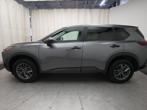 Used 2023 Nissan Rogue S AWD/4WD image 23
