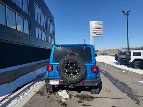 Used 2022 Jeep Wrangler Unlimited Rubicon 4xe w/ Cold Weather Group AWD/4WD image 4