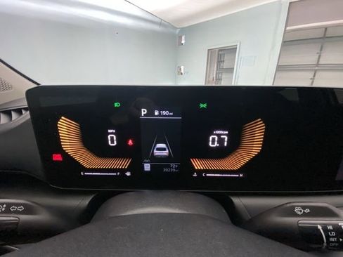 Used 2025 Kia K4 LXS image 15