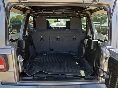 Used 2021 Jeep Wrangler Unlimited Sport w/ Sun And Sound Package AWD/4WD image 14