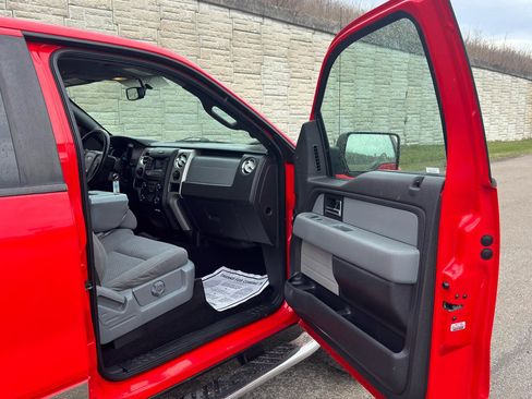 Used 2014 Ford F150 XLT w/ Equipment Group 302A Luxury image 19