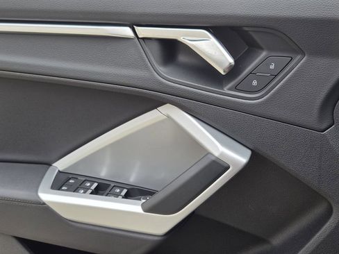 Certified 2023 Audi Q3 2.0T Premium Plus w/ Premium Plus Package image 27