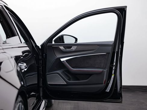 Used 2021 Audi RS 6 image 18