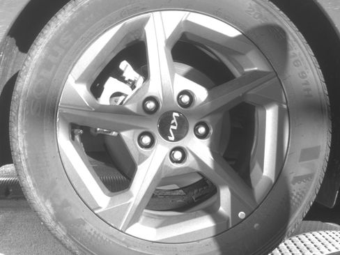 Used 2025 Kia K4 LXS image 15