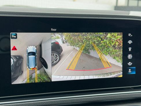 Used 2020 Mercedes-Benz GLE 350 image 24