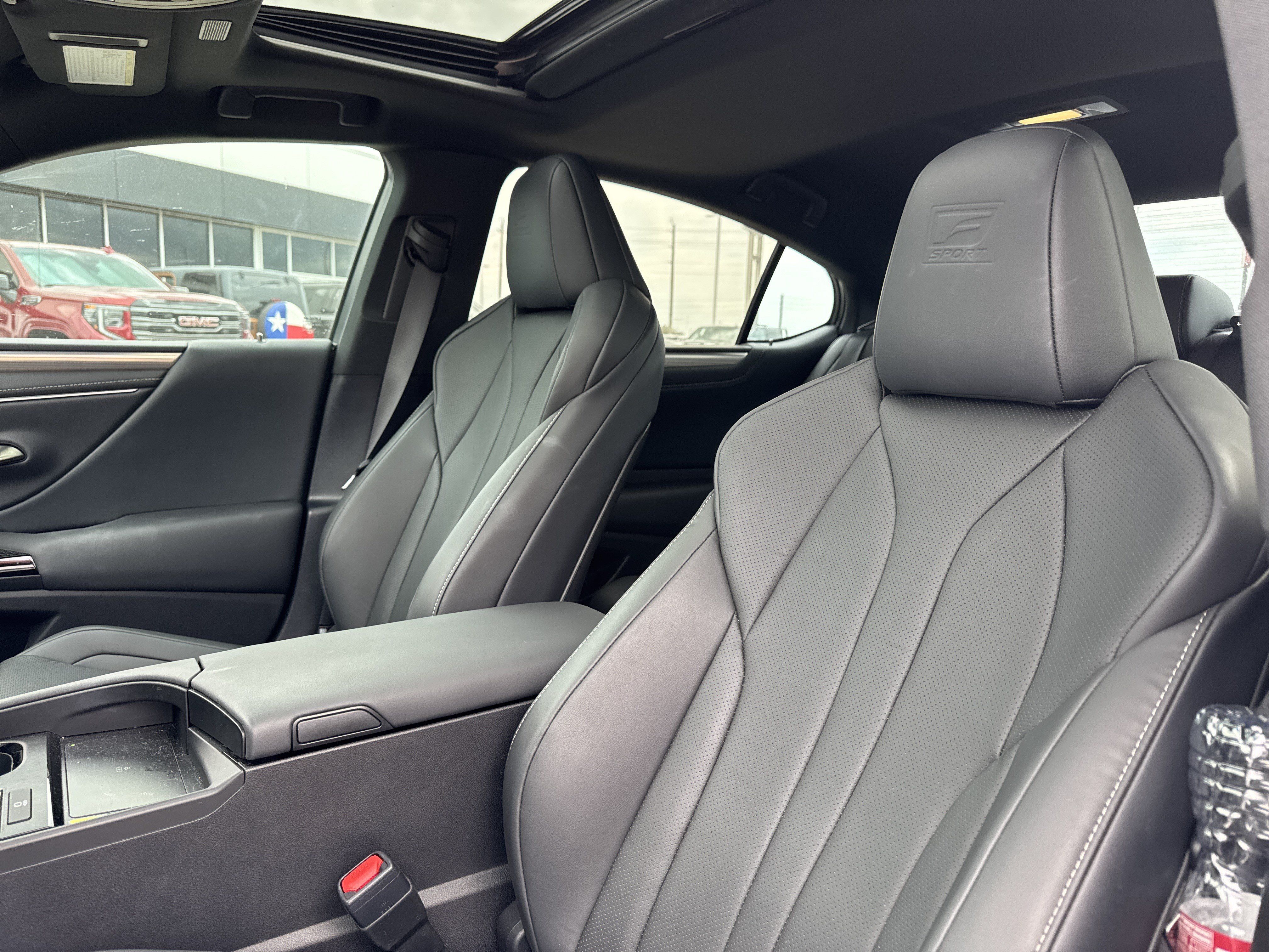Used 2025 Lexus ES 350 F Sport FWD image 6