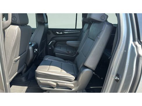 Used 2023 GMC Yukon XL Denali w/ Max Trailering Package AWD/4WD image 18